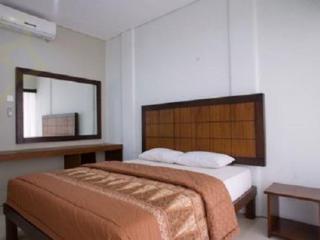 Room thumbnail 1