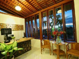 General view thumbnail 8