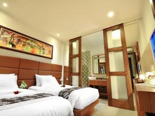 Room thumbnail 4