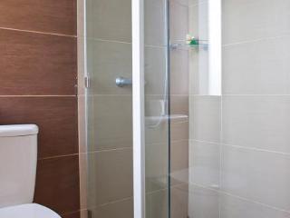 General view thumbnail 9