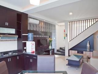 Room thumbnail 1