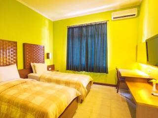 Room thumbnail 1