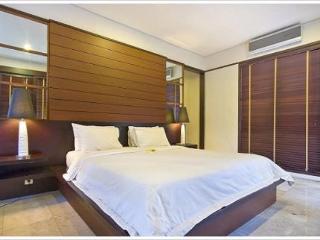 Room thumbnail 1
