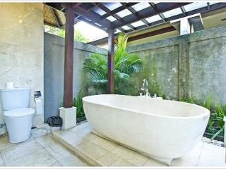 Room thumbnail 11