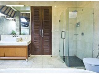 Room thumbnail 12