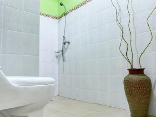 Room thumbnail 4