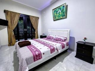 Room thumbnail 12