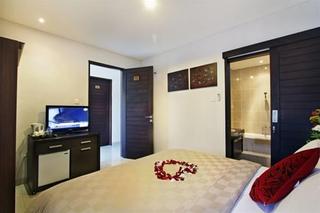 Room thumbnail 17