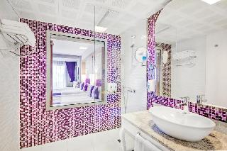 Jacaranda Hotel