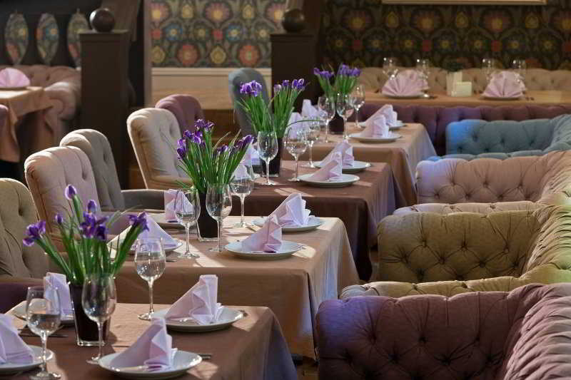 Restaurant
 di Hotel 19