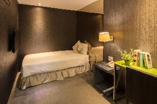 Room:SGL.IN
