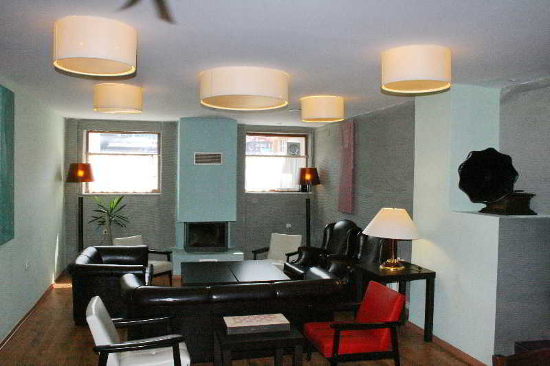 Sports and Entertainment
 di Uslan Hotel 