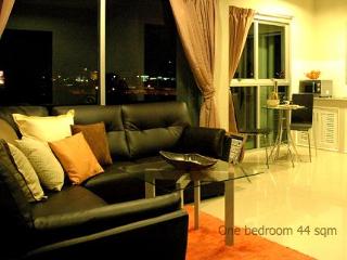 Room thumbnail 26