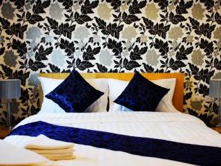 Room thumbnail 22