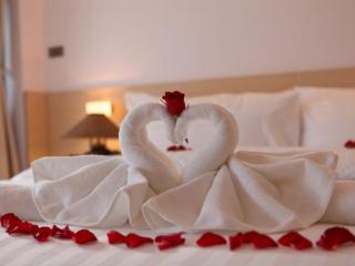 Room thumbnail 26