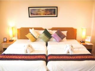 Room thumbnail 1