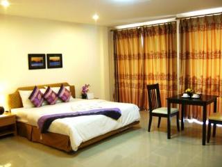 Room thumbnail 8