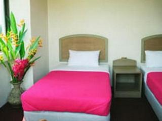 Room thumbnail 1