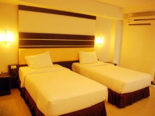 Room thumbnail 11