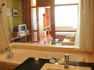 Room thumbnail 6