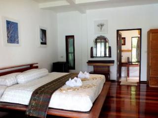 Room thumbnail 8