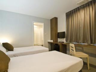 Room thumbnail 5