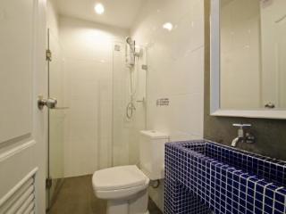 Room thumbnail 13