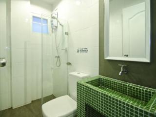Room thumbnail 16