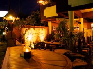 Bar thumbnail 12