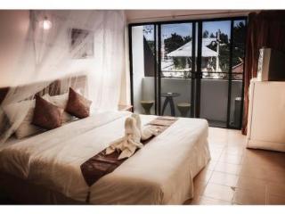 Room thumbnail 2