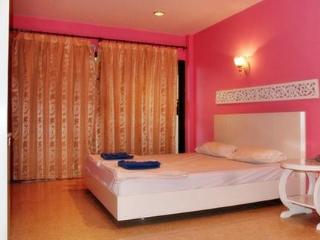 Room thumbnail 12