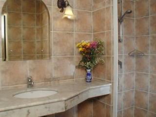 Room thumbnail 9