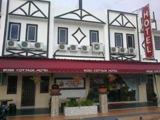 General view
 di Rose Cottage Hotel Taman Nusa Cemerlang