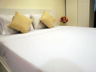 Room thumbnail 2