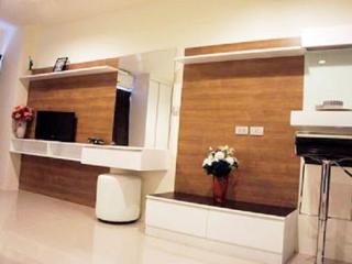 Room thumbnail 3