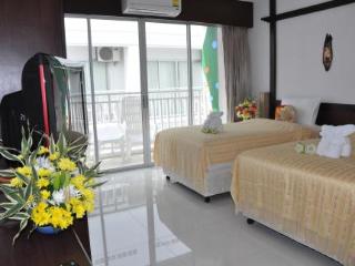 Room thumbnail 2