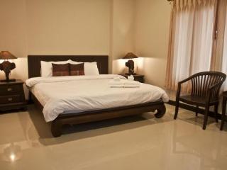 Room thumbnail 1