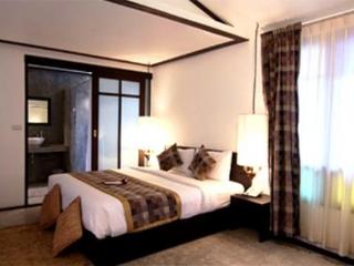 Room thumbnail 5