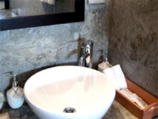 Room thumbnail 11