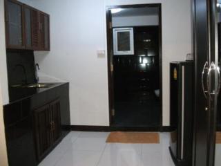 Room thumbnail 6