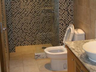 General view thumbnail 18