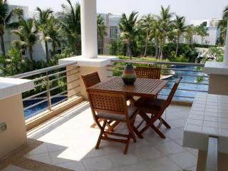 Terrace thumbnail 12
