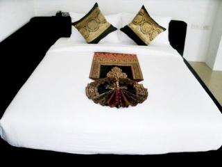 General view thumbnail 8