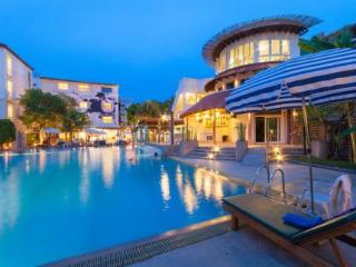 Pool thumbnail 38