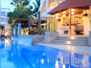 Pool thumbnail 100