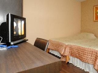 Room thumbnail 7