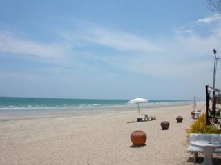 General view thumbnail 2