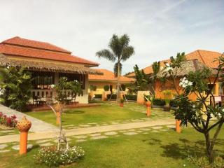 General view thumbnail 2