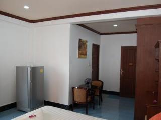 Room thumbnail 5