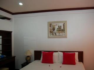 Room thumbnail 7
